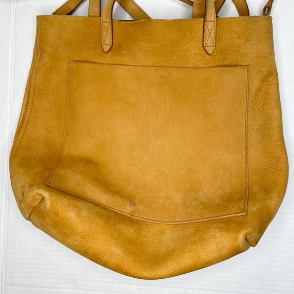 Madewell Handbags - Madewell The Transport Tote Leather Bag